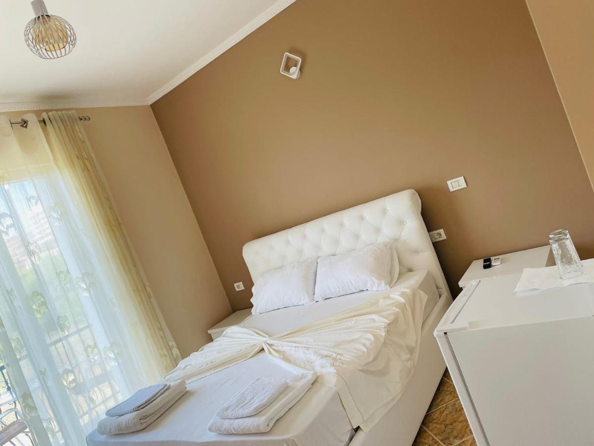 Hotel Fama Durres Luaran gambar